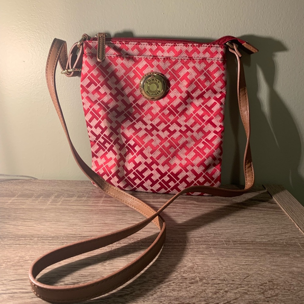 Tommy Hilfiger crossbody bag